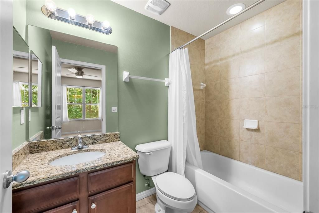 For Rent: $1,950 (2 beds, 2 baths, 1120 Square Feet)