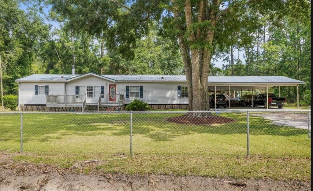 For Sale: $299,900 (4 beds, 3 baths, 2167 Square Feet)