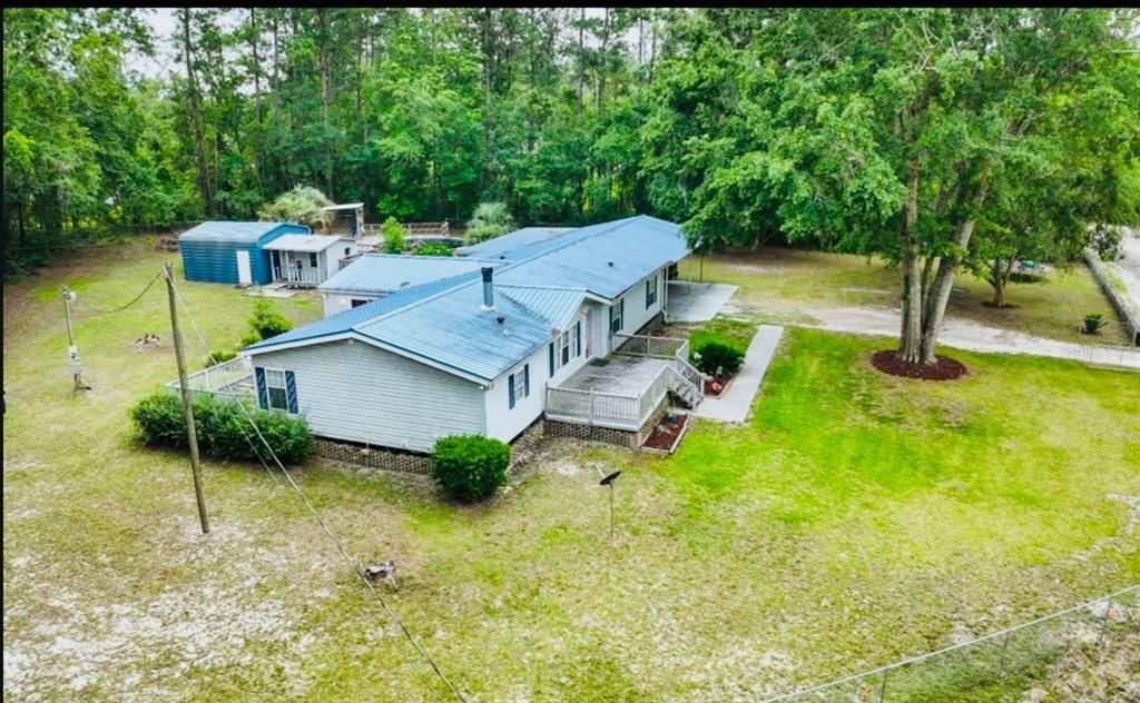 For Sale: $299,900 (4 beds, 3 baths, 2167 Square Feet)
