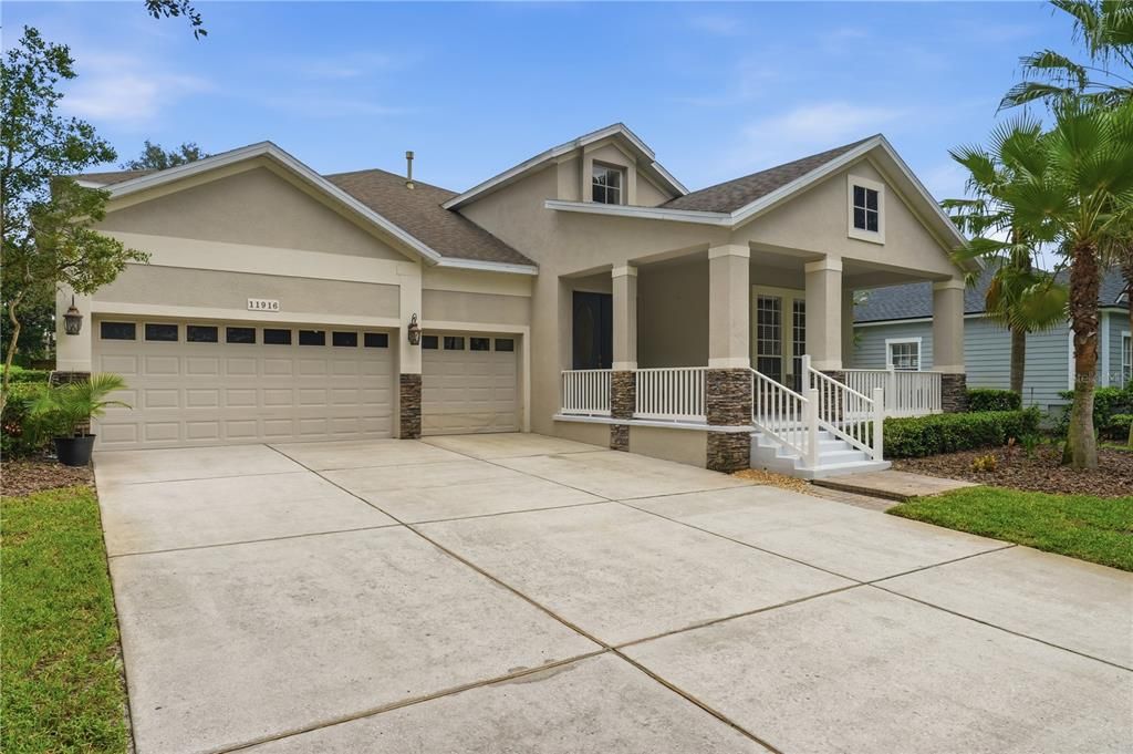For Rent: $5,950 (5 beds, 4 baths, 3265 Square Feet)