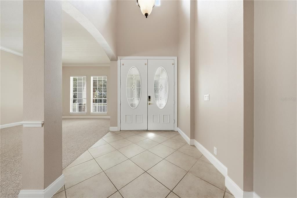 For Rent: $5,950 (5 beds, 4 baths, 3265 Square Feet)