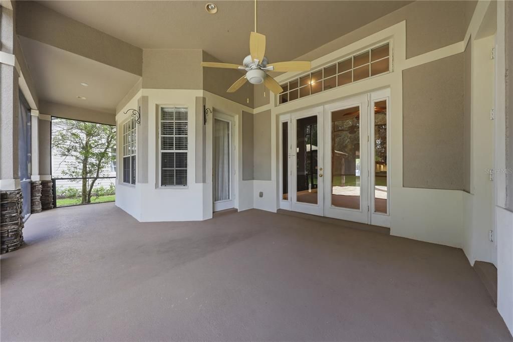 For Rent: $5,950 (5 beds, 4 baths, 3265 Square Feet)