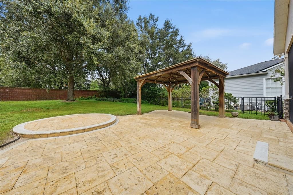 For Rent: $5,950 (5 beds, 4 baths, 3265 Square Feet)