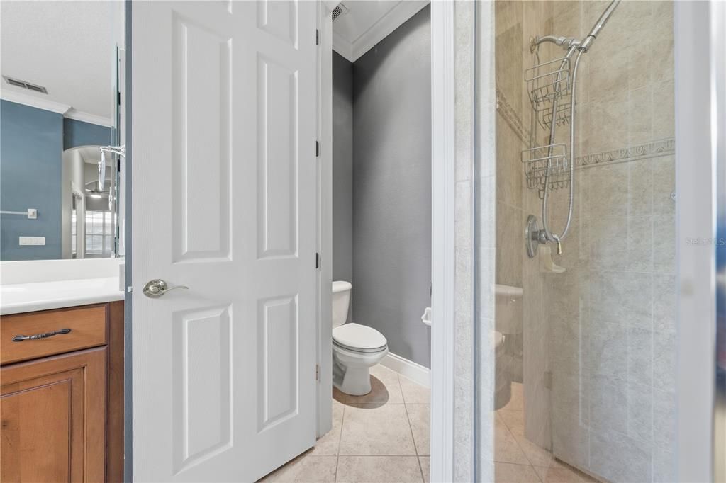 For Rent: $5,950 (5 beds, 4 baths, 3265 Square Feet)