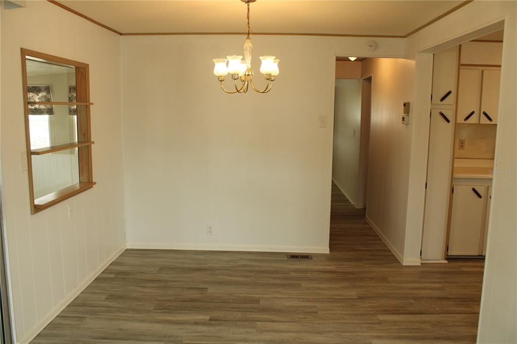 For Rent: $1,500 (2 beds, 1 baths, 1025 Square Feet)