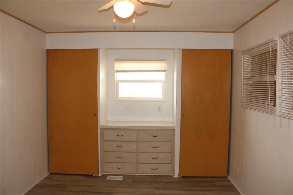 For Rent: $1,500 (2 beds, 1 baths, 1025 Square Feet)