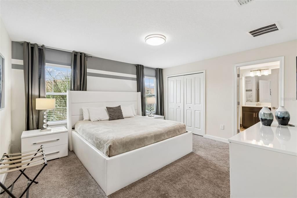For Sale: $439,900 (4 beds, 3 baths, 1914 Square Feet)