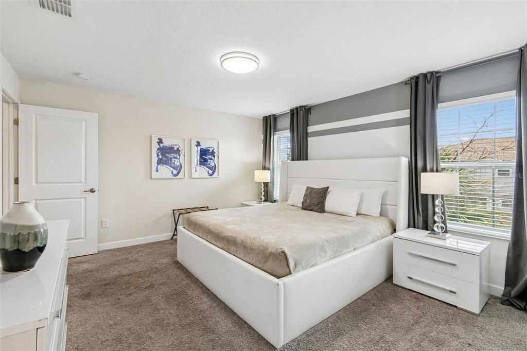 For Sale: $439,900 (4 beds, 3 baths, 1914 Square Feet)