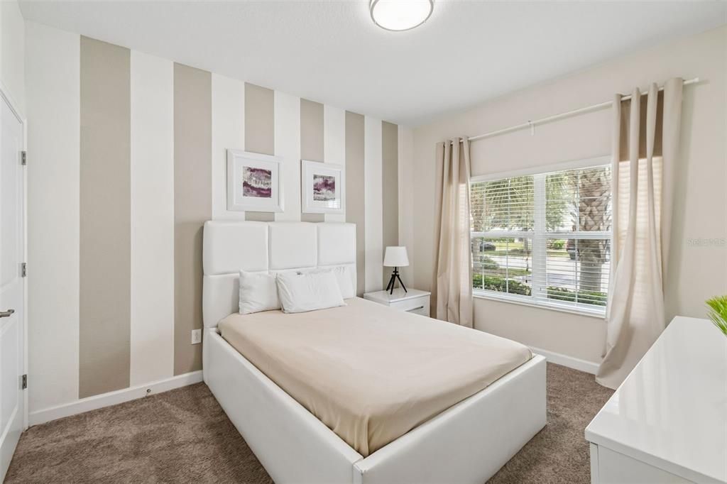 For Sale: $439,900 (4 beds, 3 baths, 1914 Square Feet)