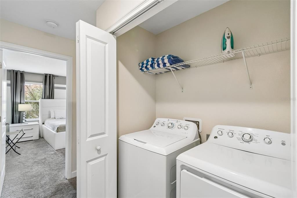 For Sale: $439,900 (4 beds, 3 baths, 1914 Square Feet)