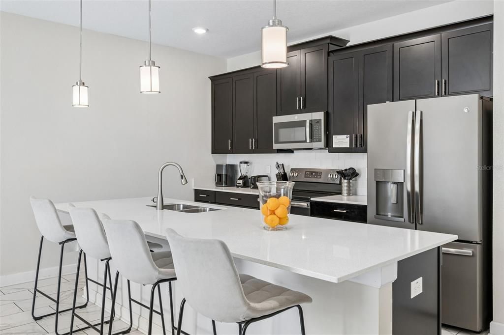 For Sale: $439,900 (4 beds, 3 baths, 1914 Square Feet)