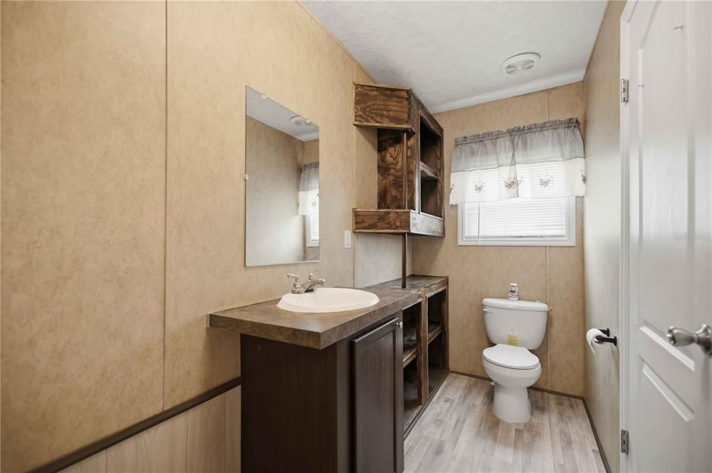 En Venta: $170,000 (2 camas, 2 baños, 728 Pies cuadrados)