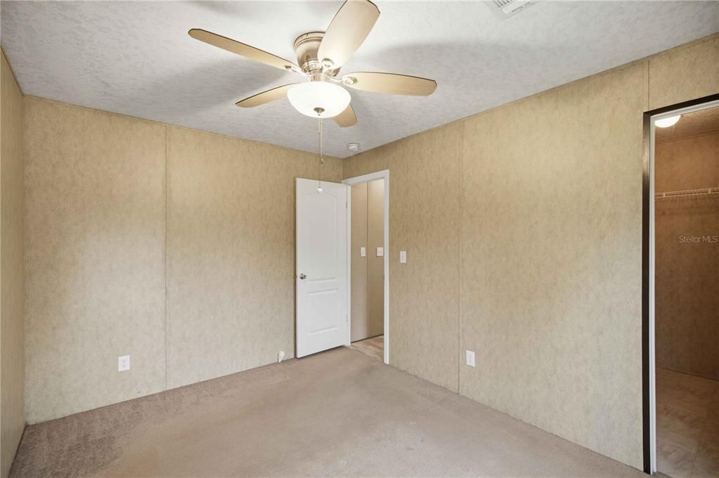 En Venta: $170,000 (2 camas, 2 baños, 728 Pies cuadrados)