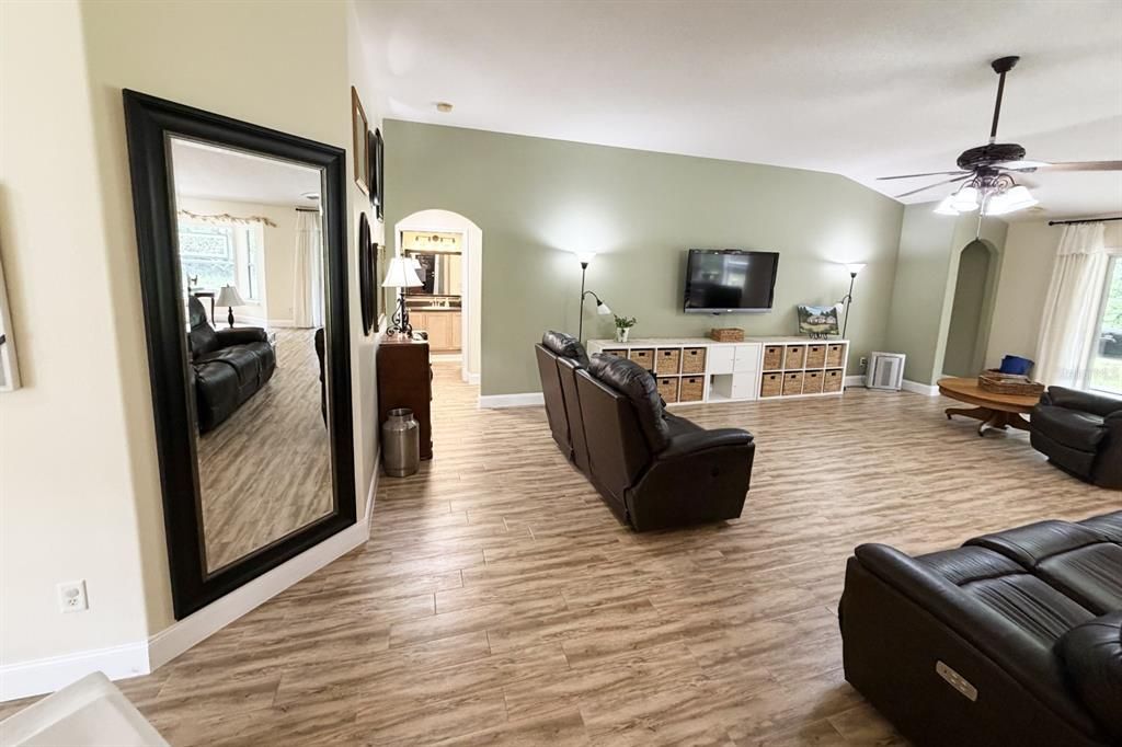 For Sale: $399,000 (4 beds, 2 baths, 2170 Square Feet)