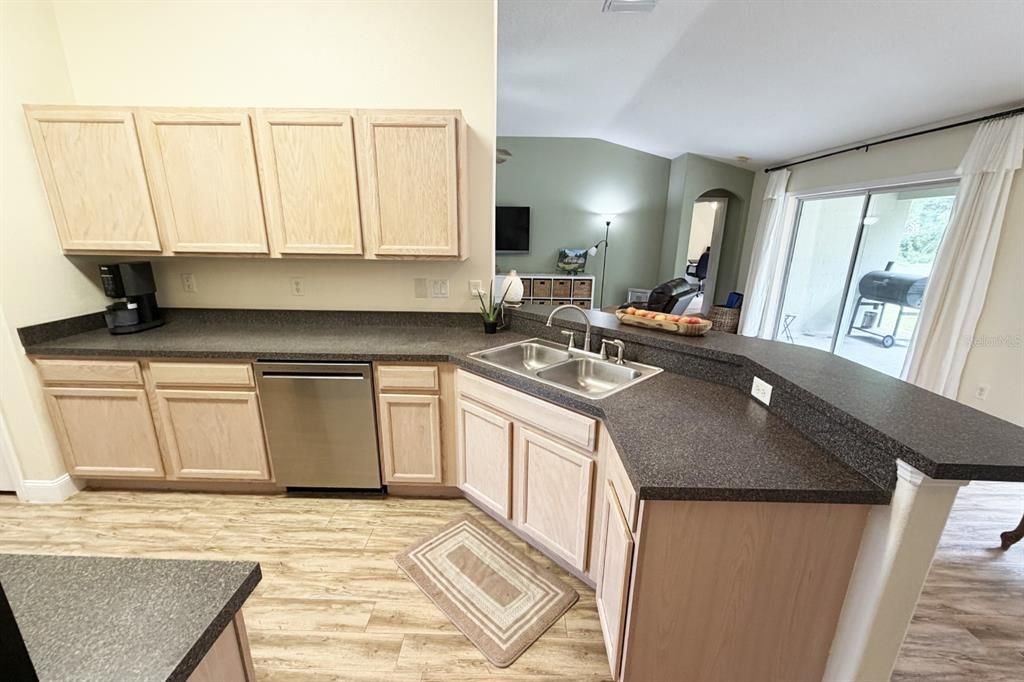 For Sale: $399,000 (4 beds, 2 baths, 2170 Square Feet)