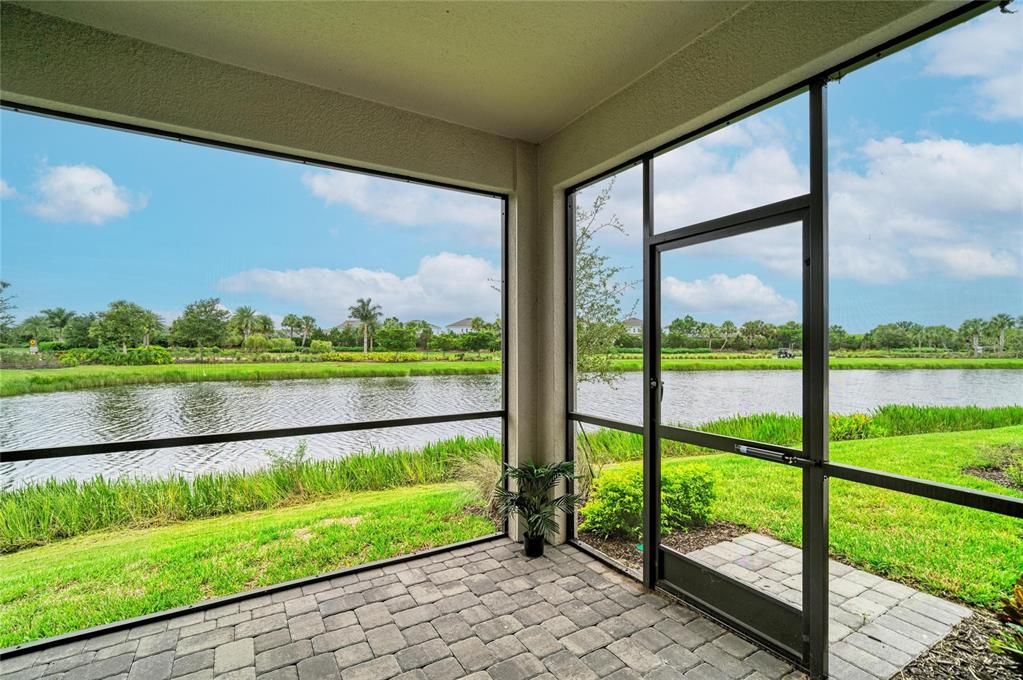 En Venta: $550,000 (2 camas, 2 baños, 1116 Pies cuadrados)