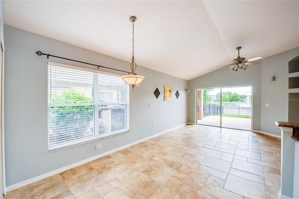 For Rent: $2,500 (3 beds, 2 baths, 1768 Square Feet)