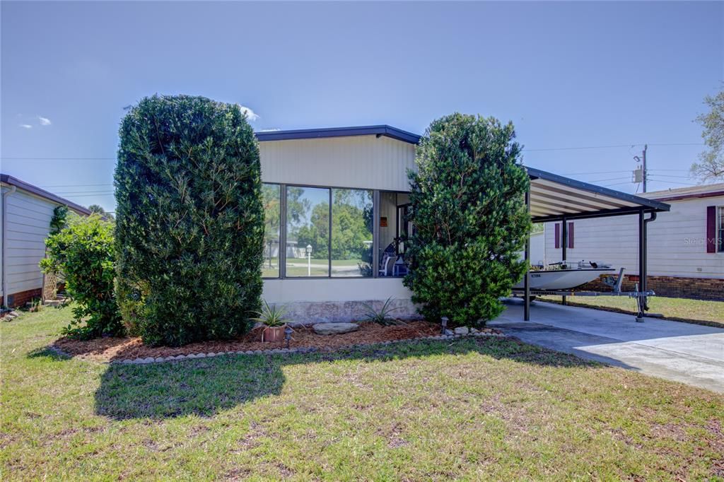 For Sale: $179,000 (2 beds, 2 baths, 1152 Square Feet)