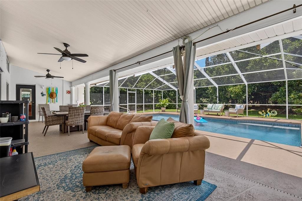 For Sale: $499,900 (3 beds, 2 baths, 2252 Square Feet)