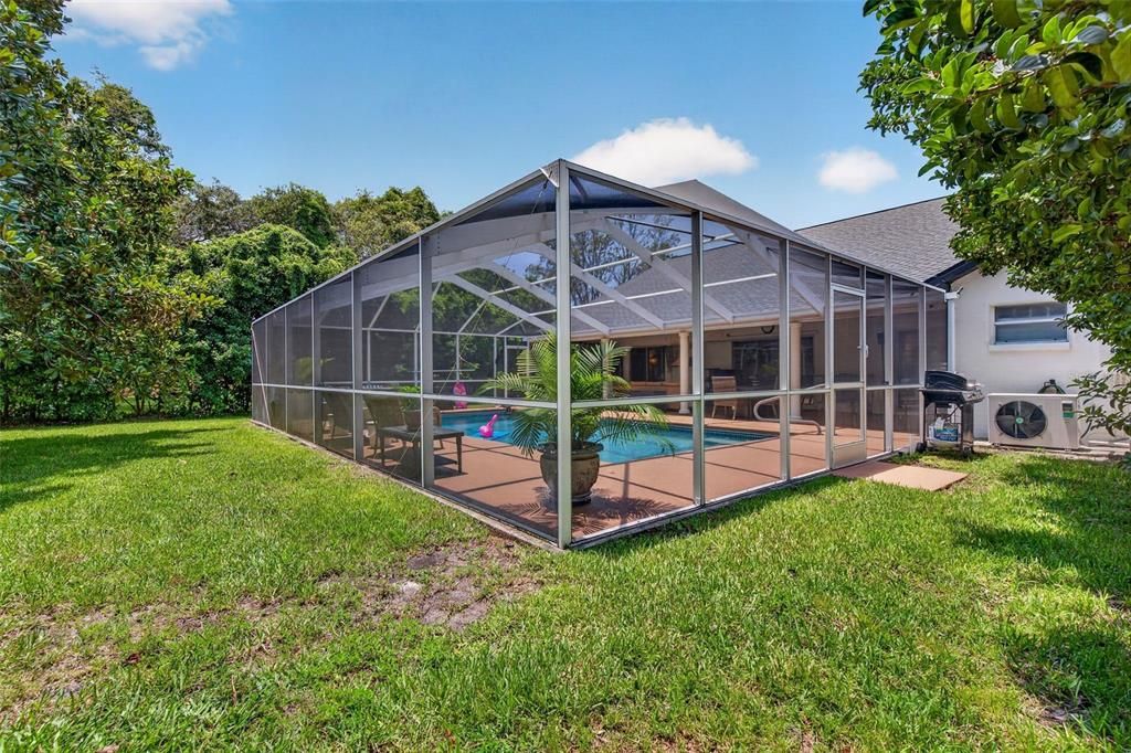 For Sale: $499,900 (3 beds, 2 baths, 2252 Square Feet)