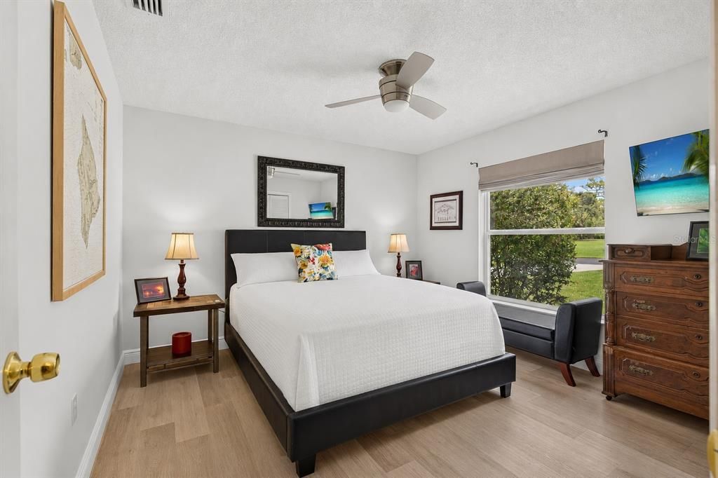 For Sale: $499,900 (3 beds, 2 baths, 2252 Square Feet)