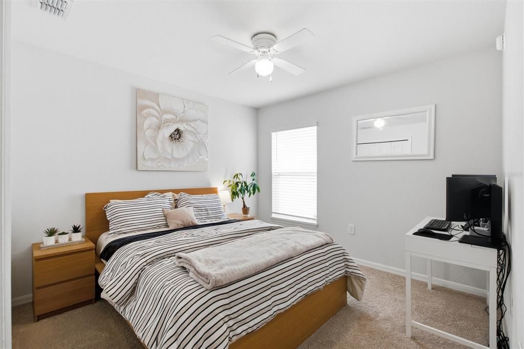 For Sale: $325,000 (3 beds, 2 baths, 1698 Square Feet)