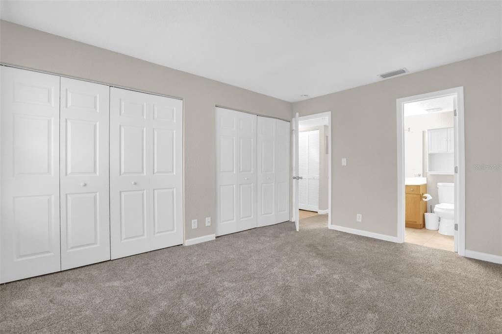 For Sale: $125,000 (1 beds, 1 baths, 633 Square Feet)