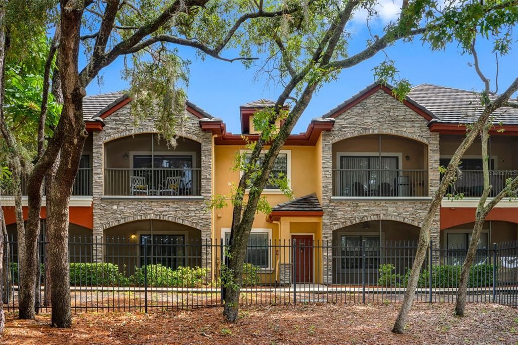 En Venta: $325,000 (3 camas, 2 baños, 1405 Pies cuadrados)