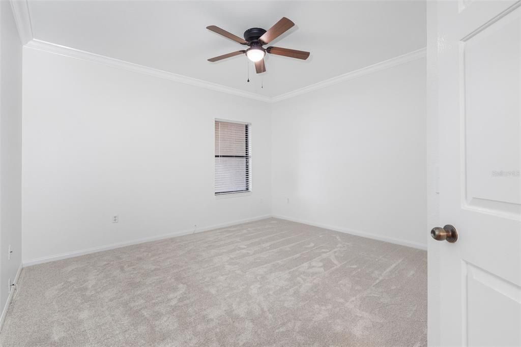 En Venta: $325,000 (3 camas, 2 baños, 1405 Pies cuadrados)