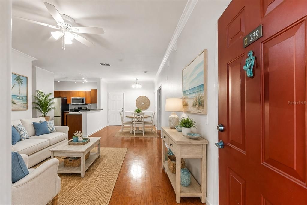 En Venta: $325,000 (3 camas, 2 baños, 1405 Pies cuadrados)