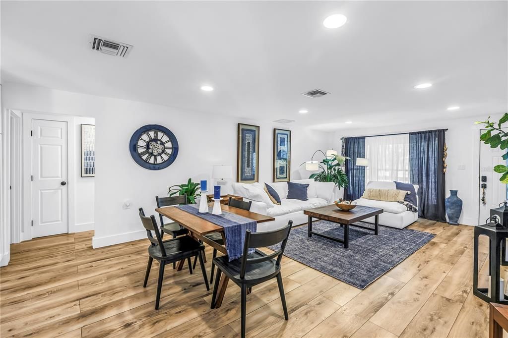 For Sale: $1,275,000 (3 beds, 3 baths, 1922 Square Feet)