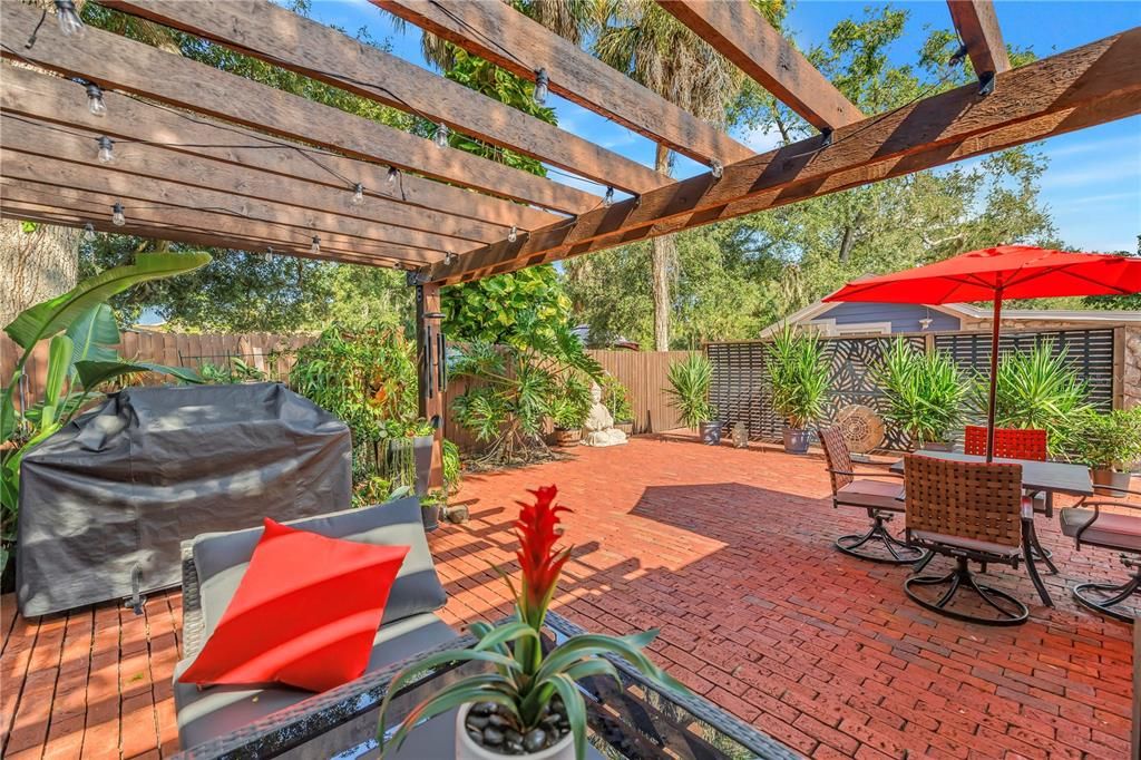 For Sale: $1,275,000 (3 beds, 3 baths, 1922 Square Feet)