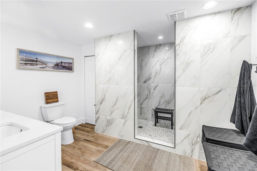 For Sale: $1,275,000 (3 beds, 3 baths, 1922 Square Feet)