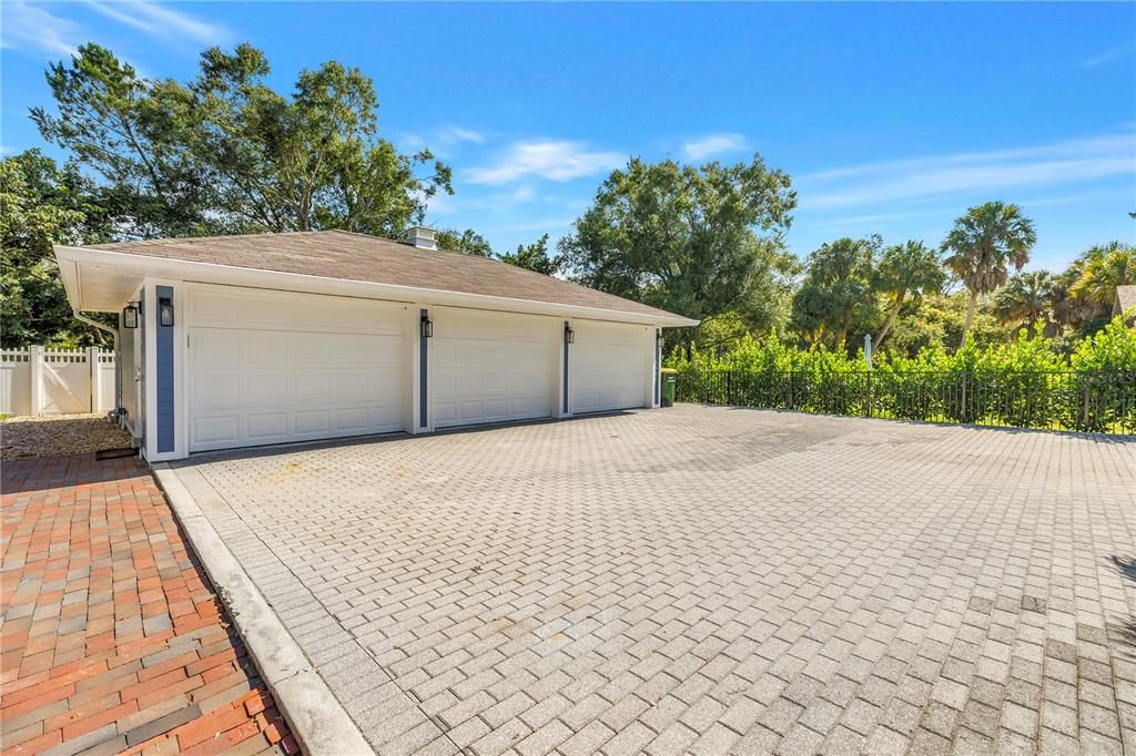 For Sale: $1,275,000 (3 beds, 3 baths, 1922 Square Feet)