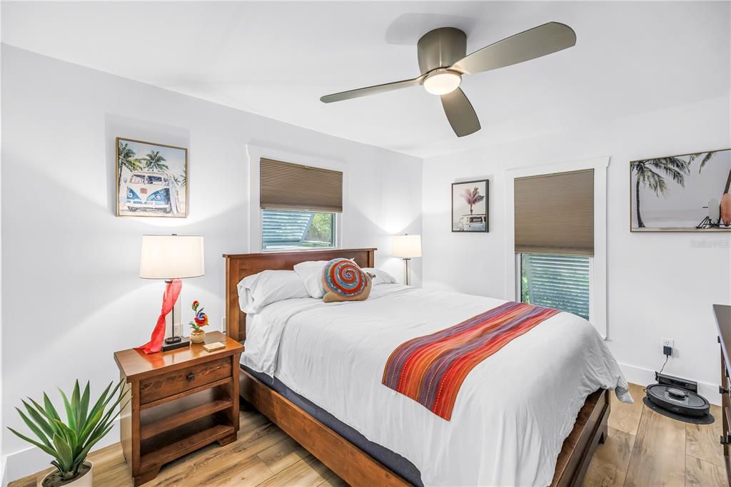 For Sale: $1,275,000 (3 beds, 3 baths, 1922 Square Feet)