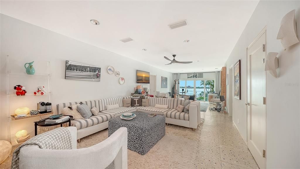 For Sale: $13,900,000 (6 beds, 6 baths, 6862 Square Feet)