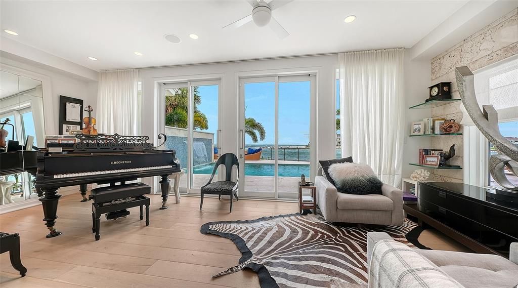 For Sale: $13,900,000 (6 beds, 6 baths, 6862 Square Feet)