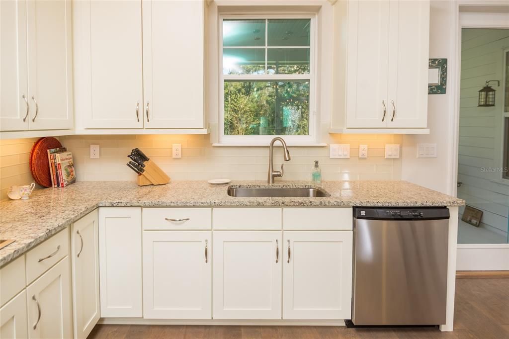 En Venta: $599,000 (3 camas, 2 baños, 1836 Pies cuadrados)