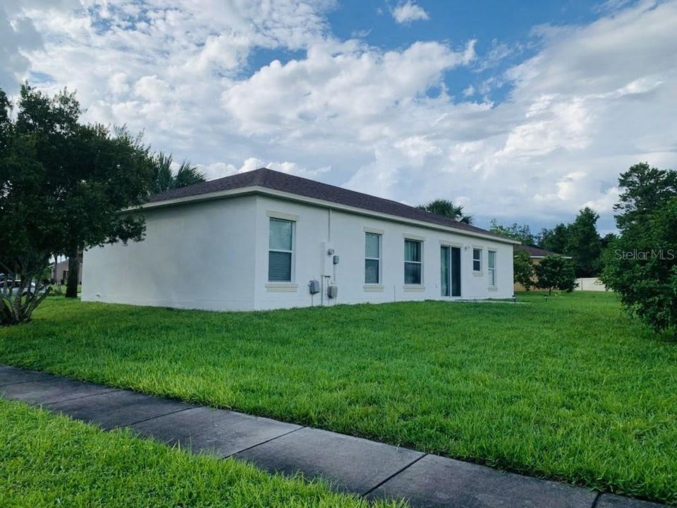En Renta: $2,000 (3 camas, 2 baños, 1490 Pies cuadrados)