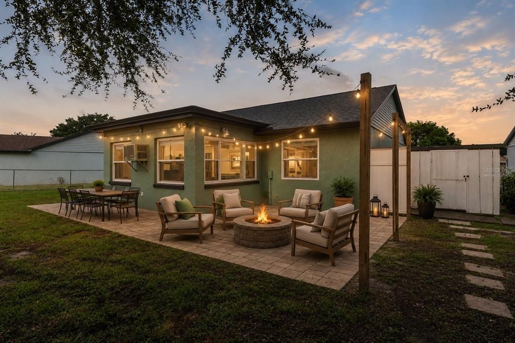 For Sale: $254,900 (3 beds, 2 baths, 1245 Square Feet)