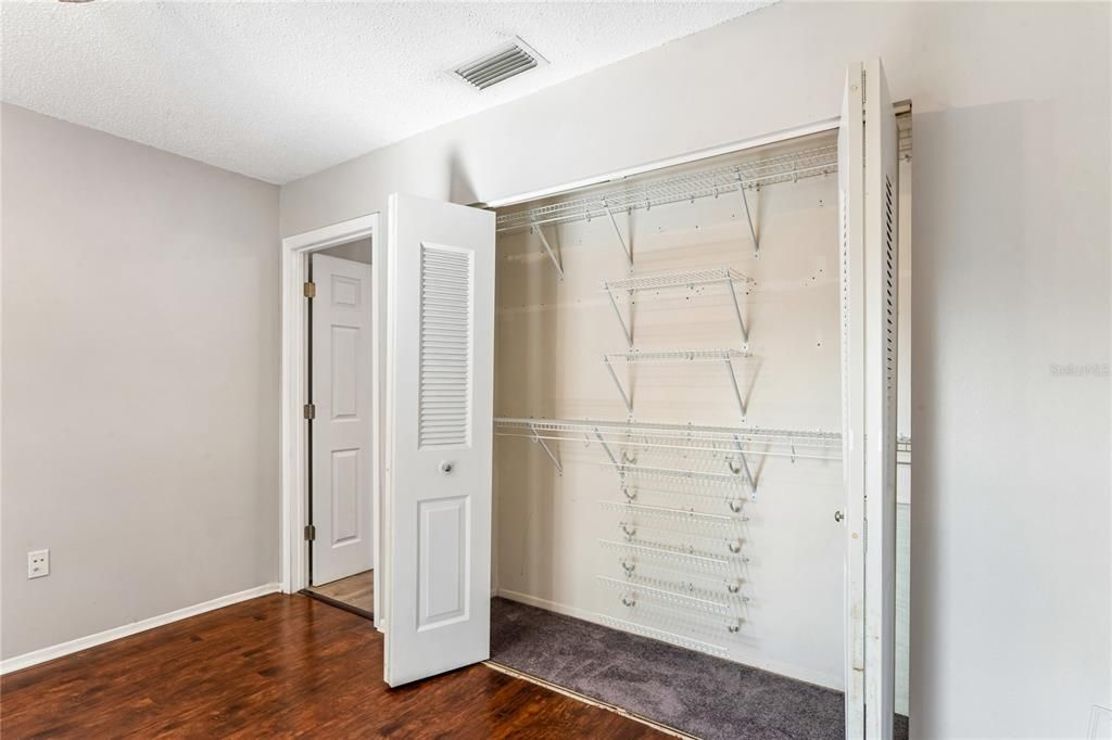 For Sale: $254,900 (3 beds, 2 baths, 1245 Square Feet)