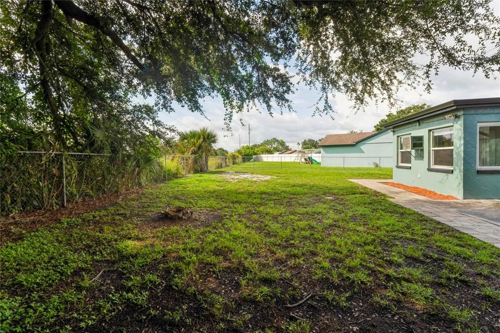 For Sale: $254,900 (3 beds, 2 baths, 1245 Square Feet)