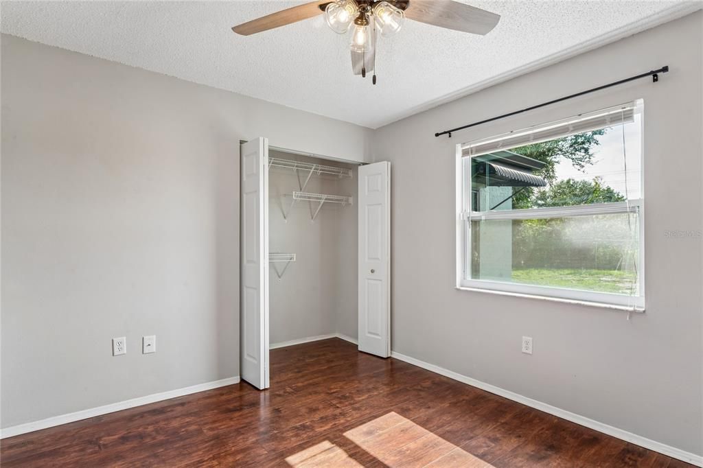 For Sale: $254,900 (3 beds, 2 baths, 1245 Square Feet)