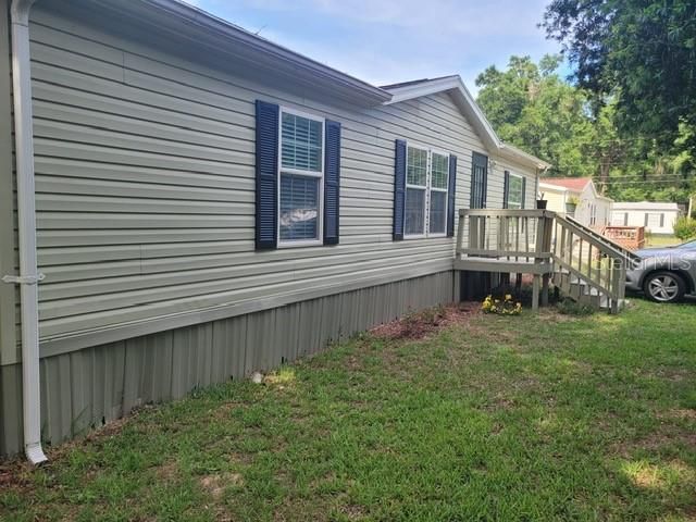 For Sale: $175,000 (3 beds, 2 baths, 1188 Square Feet)