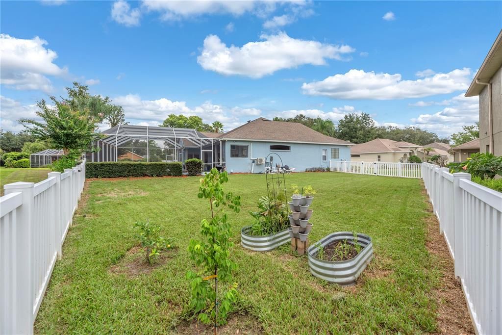 For Sale: $639,900 (4 beds, 3 baths, 3052 Square Feet)