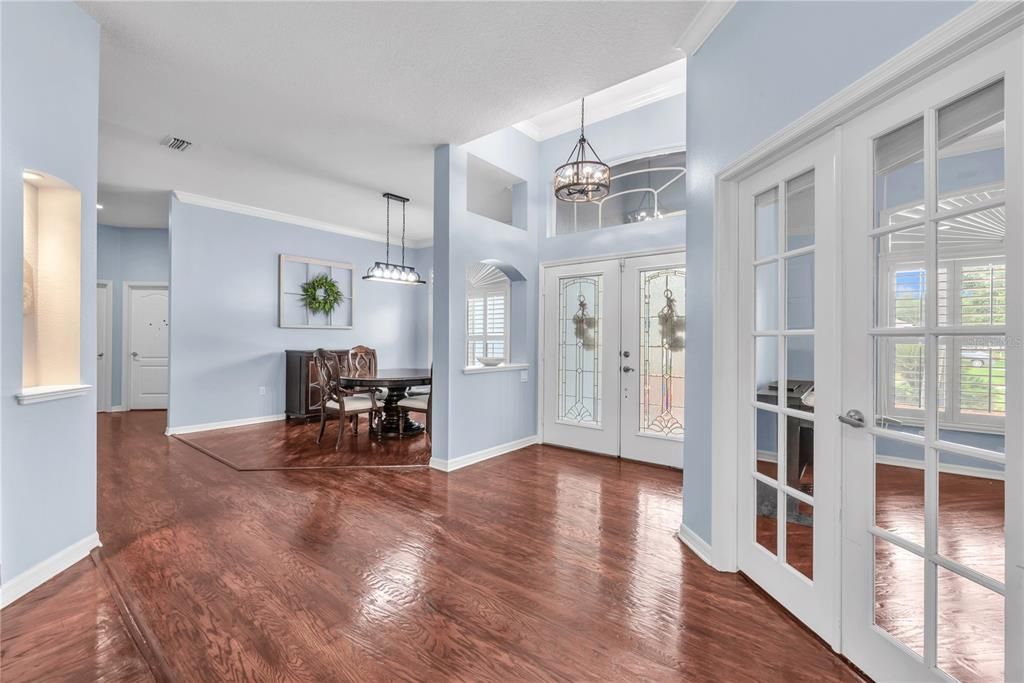 For Sale: $639,900 (4 beds, 3 baths, 3052 Square Feet)