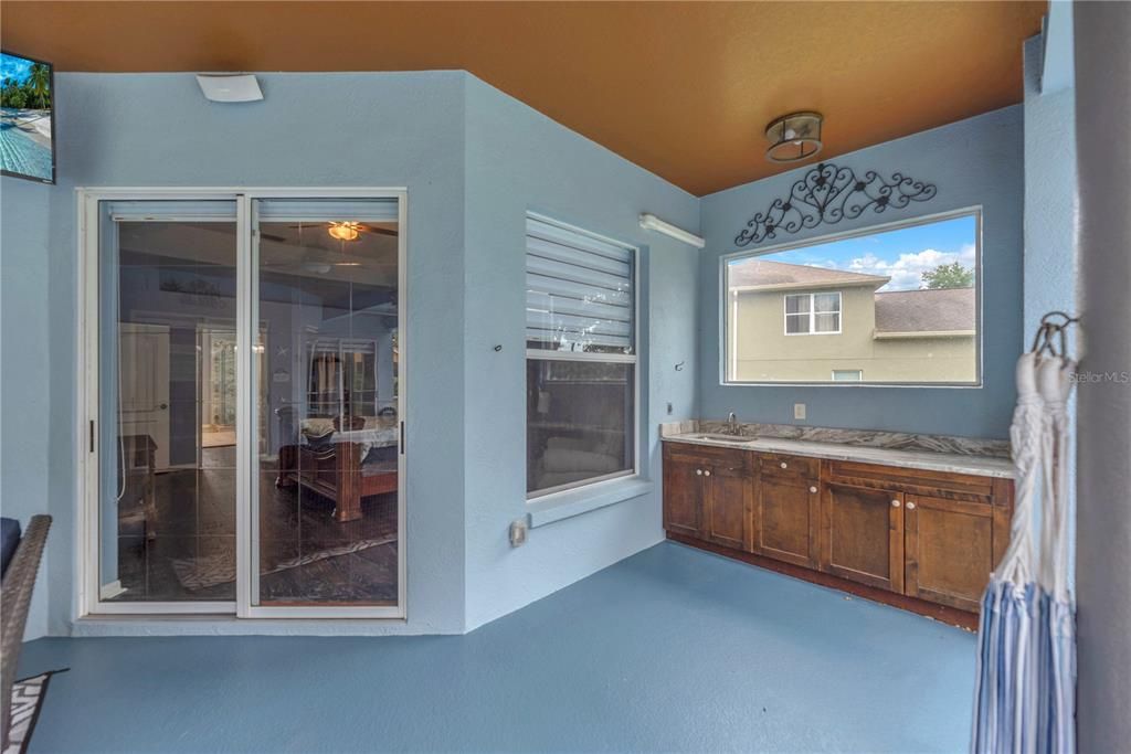 For Sale: $639,900 (4 beds, 3 baths, 3052 Square Feet)