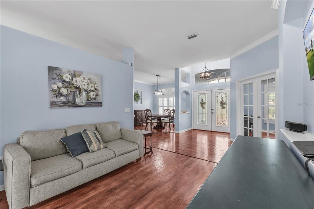 For Sale: $639,900 (4 beds, 3 baths, 3052 Square Feet)