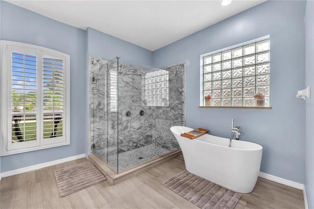 For Sale: $639,900 (4 beds, 3 baths, 3052 Square Feet)