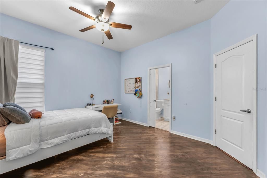 For Sale: $639,900 (4 beds, 3 baths, 3052 Square Feet)